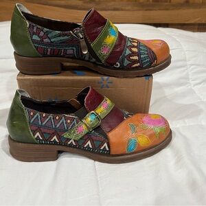 Socofy Artistic Floral Comfortable Leather Loafers - Multicolor